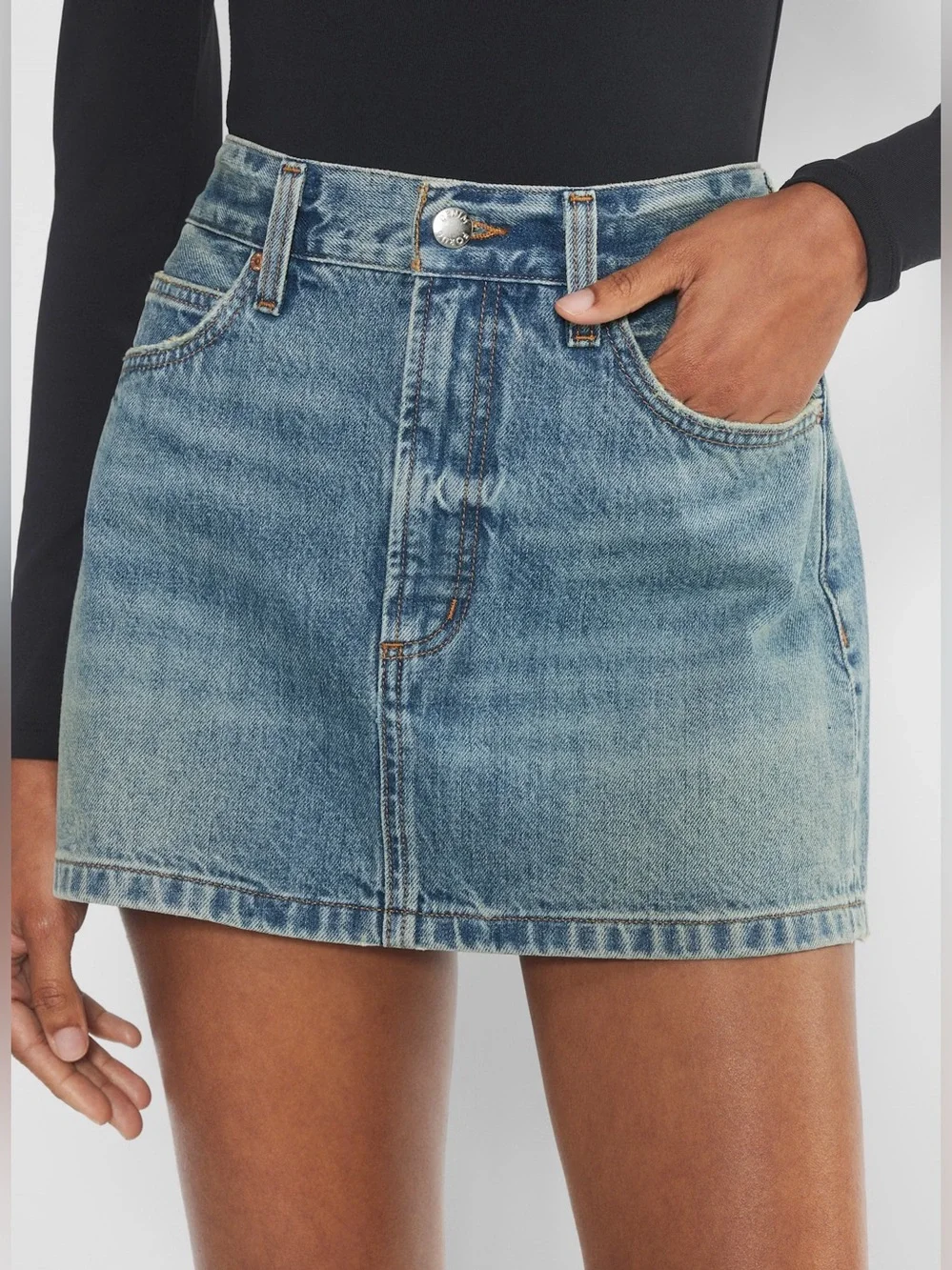 Aritzia Denim Forum The 90s Ricci Skirt Bundle
